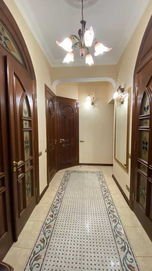 Аренда 3-комнатной квартиры 93 м², Заньковецкой ул., 8