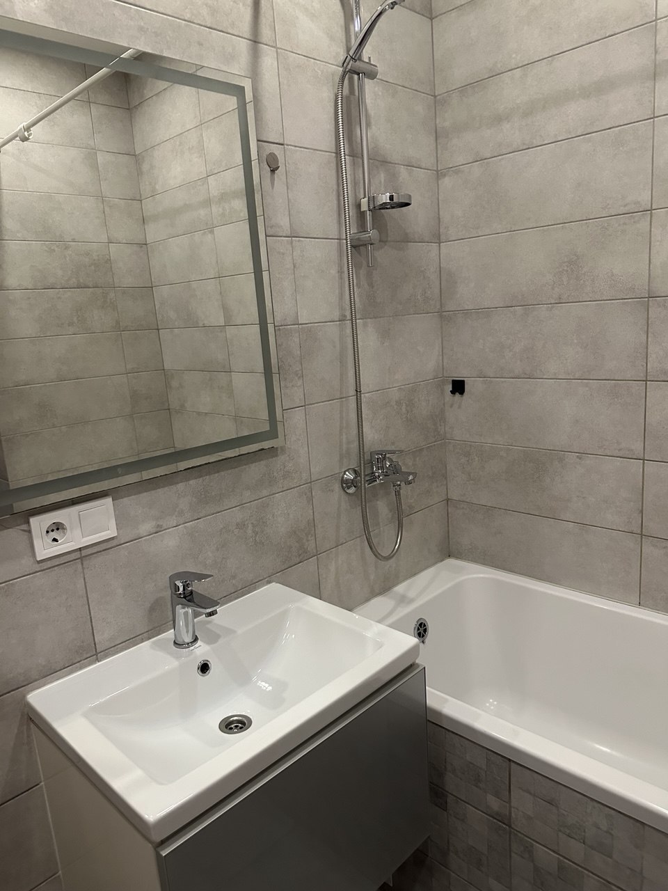 Оренда 1-кімнатної квартири 45 м², Василя Жуковського вул., 24