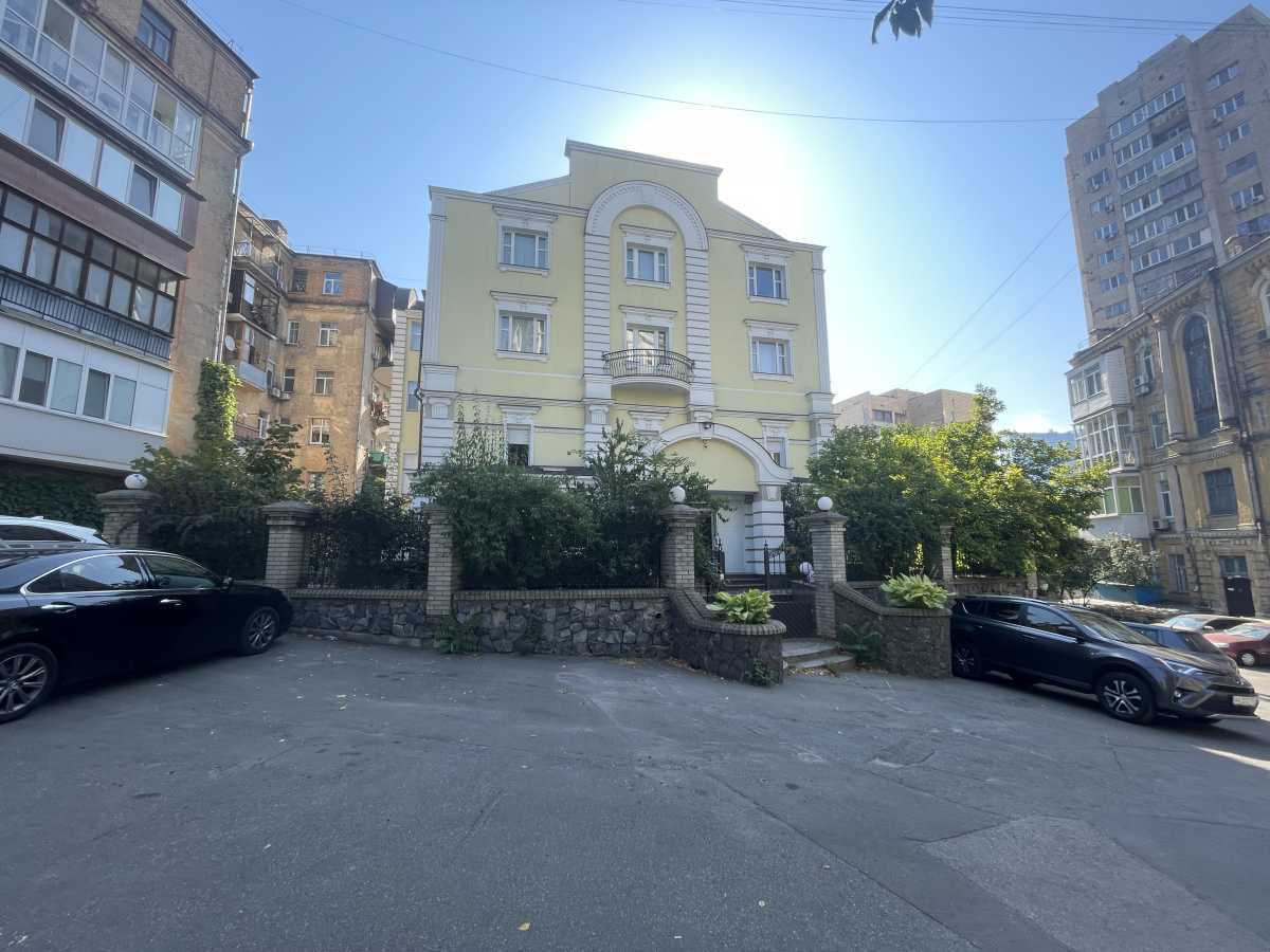 Продаж офісу 1780 м², Саксаганського вул., 67Б