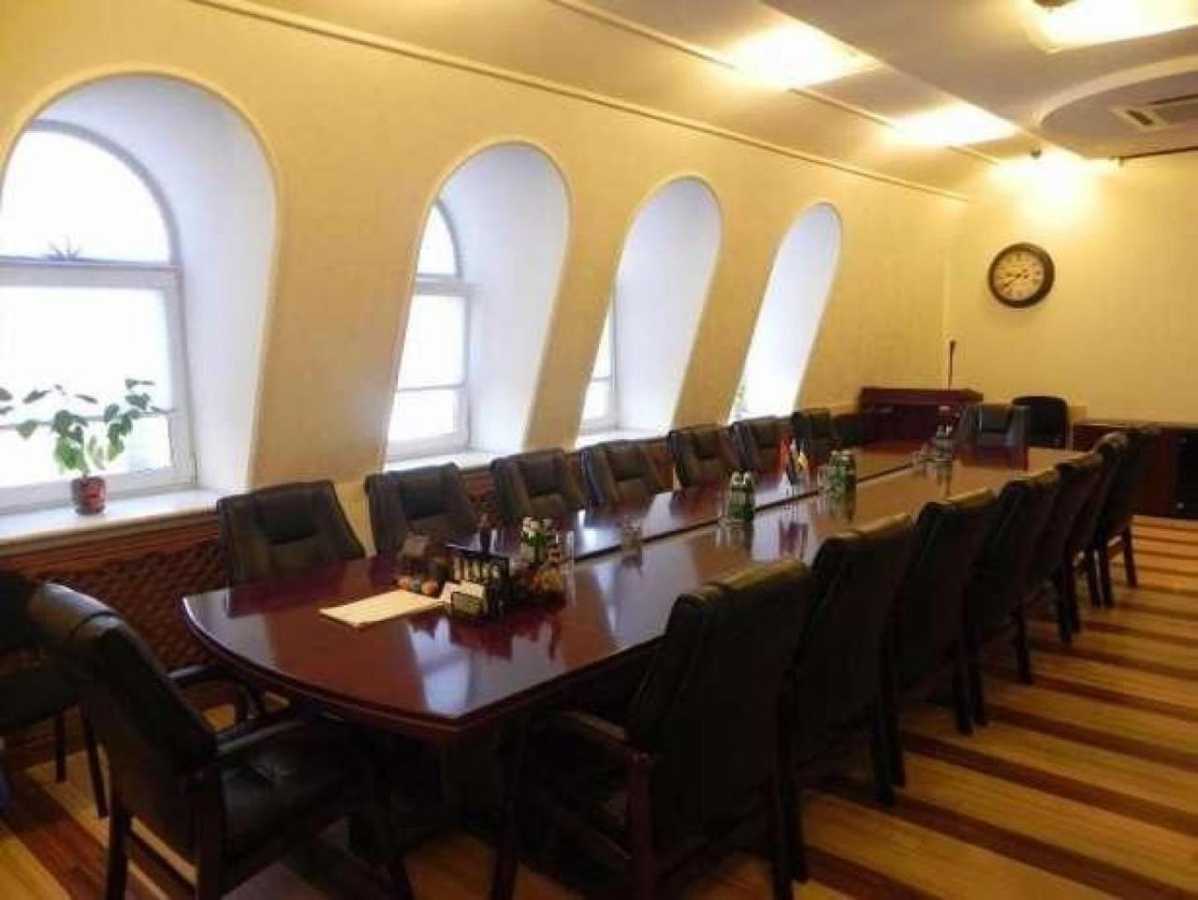 Продаж офісу 1780 м², Саксаганського вул., 67Б
