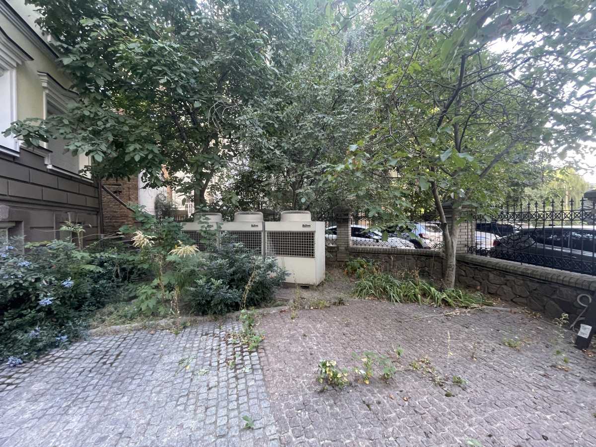 Продаж офісу 1780 м², Саксаганського вул., 67Б