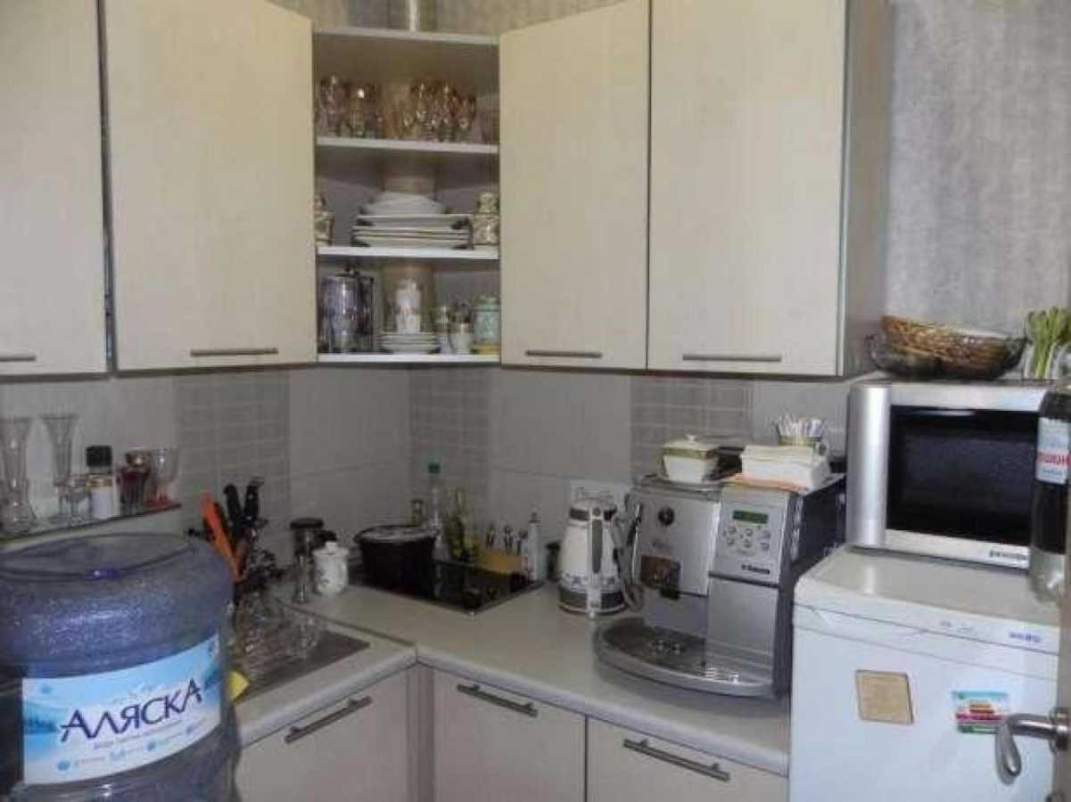 Продаж офісу 1780 м², Саксаганського вул., 67Б
