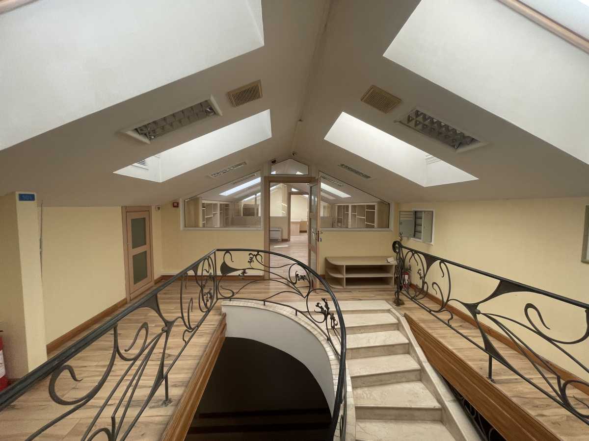 Продаж офісу 1780 м², Саксаганського вул., 67Б