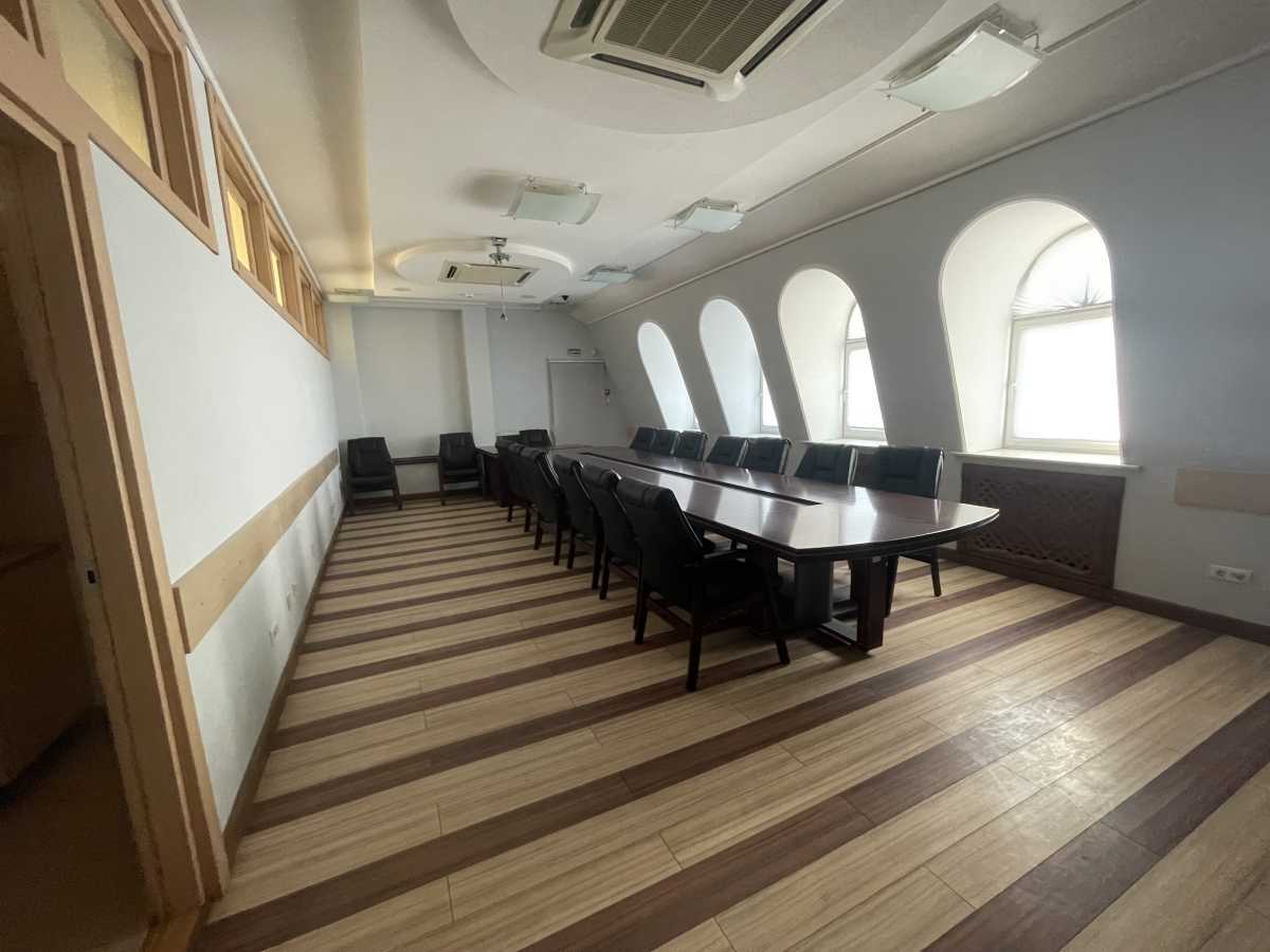 Продаж офісу 1780 м², Саксаганського вул., 67Б