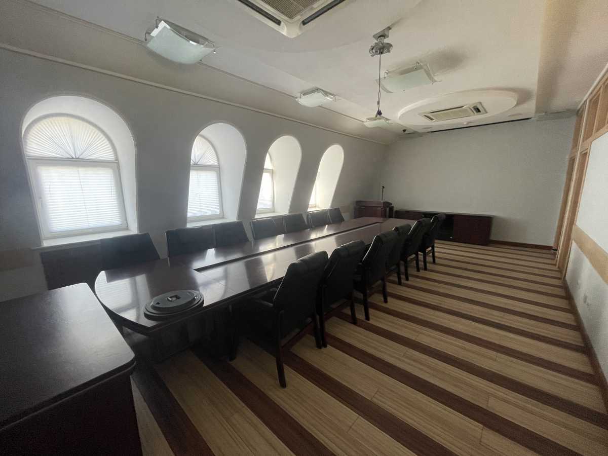 Продаж офісу 1780 м², Саксаганського вул., 67Б