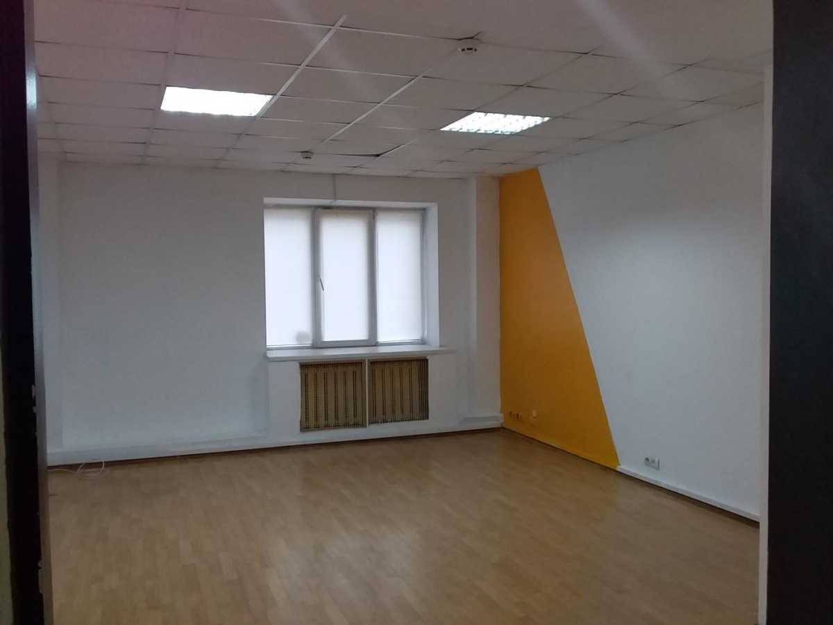 Оренда офісу 145 м², Золотоустівська вул., 14