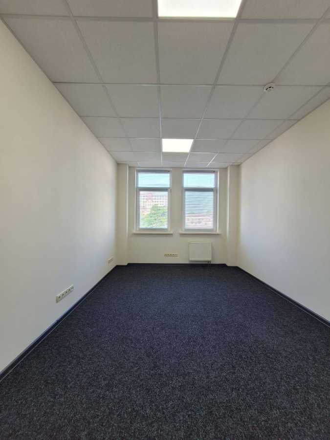Оренда офісу 340 м², Спаська вул., 5