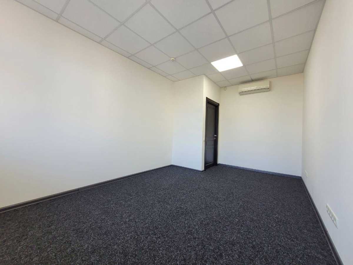 Оренда офісу 340 м², Спаська вул., 5