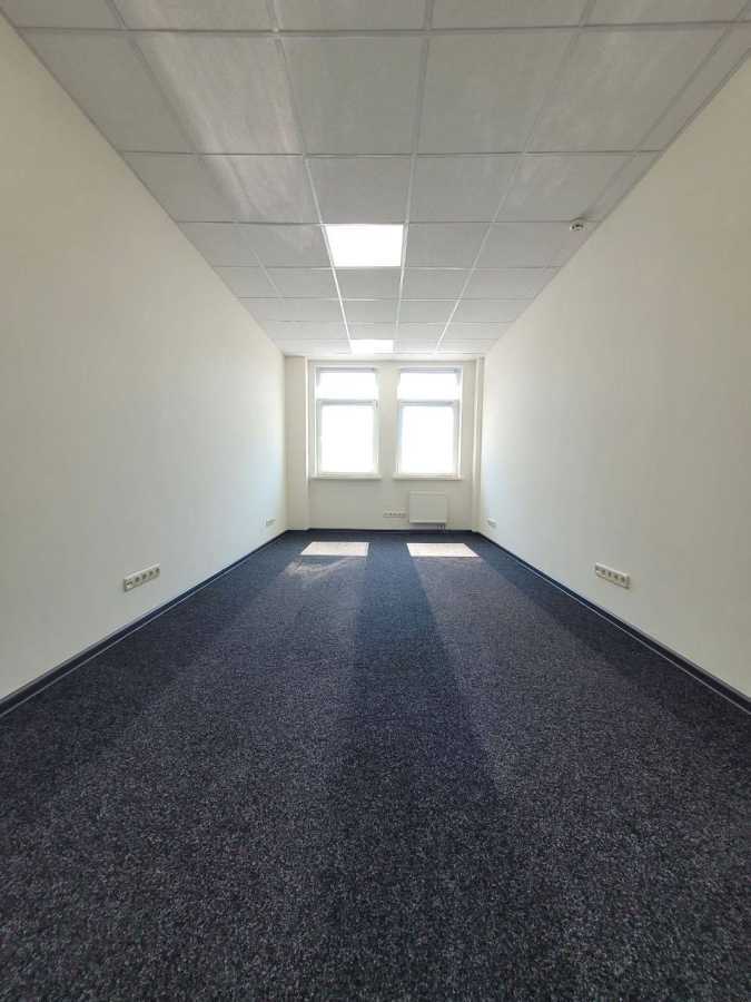 Оренда офісу 340 м², Спаська вул., 5