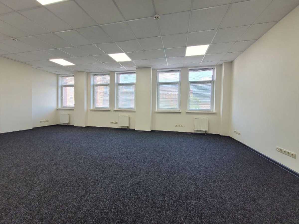 Оренда офісу 340 м², Спаська вул., 5