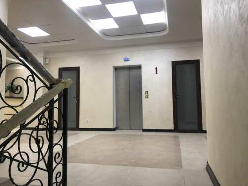 Оренда офісу 71 м², Глибочицька вул.