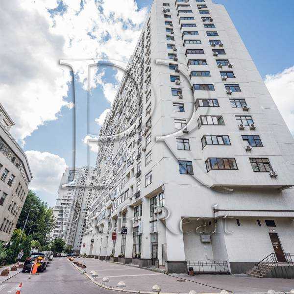 Продаж 3-кімнатної квартири 132 м², Євгена Коновальця вул., 44А