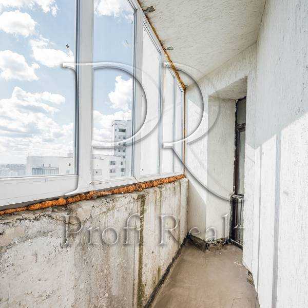 Продаж 3-кімнатної квартири 132 м², Євгена Коновальця вул., 44А