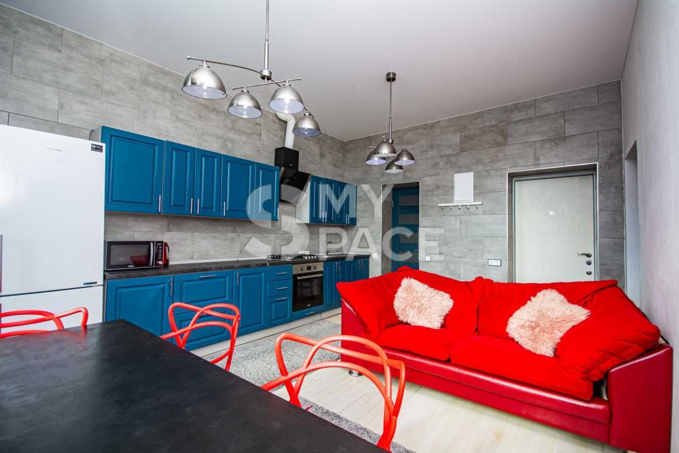 Продажа 2-комнатной квартиры 47 м², Джона Маккейна ул., 9