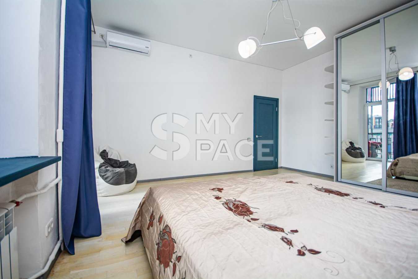 Продажа 2-комнатной квартиры 47 м², Джона Маккейна ул., 9