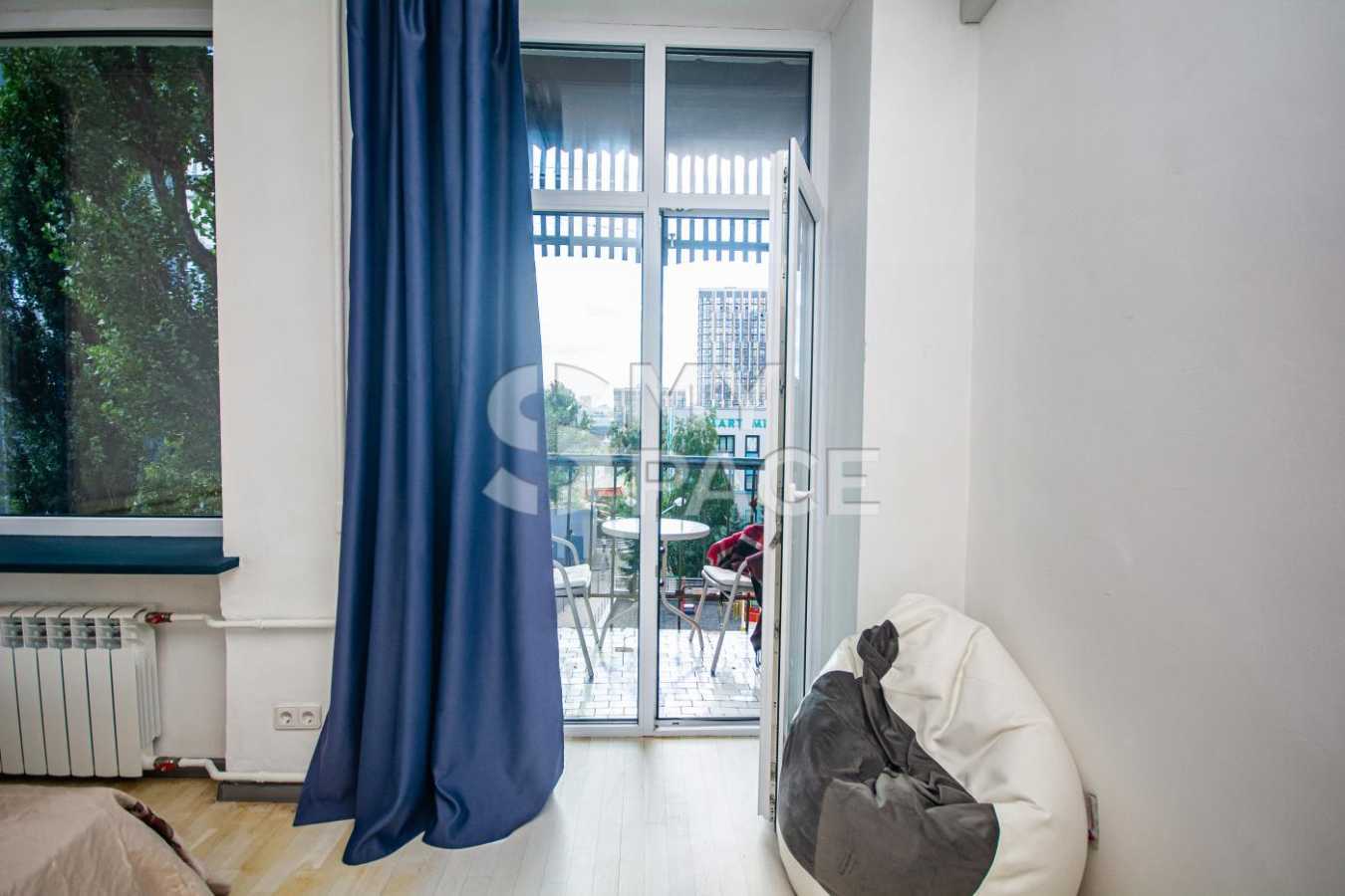 Продажа 2-комнатной квартиры 47 м², Джона Маккейна ул., 9