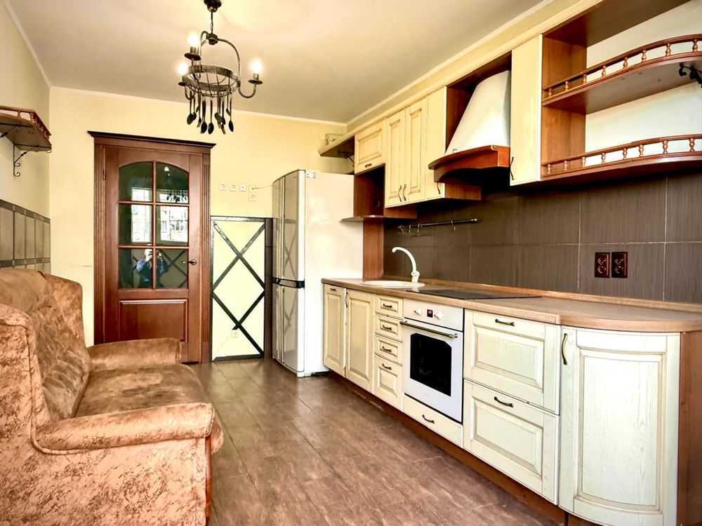 Продаж 3-кімнатної квартири 103 м², Смілянська, 15