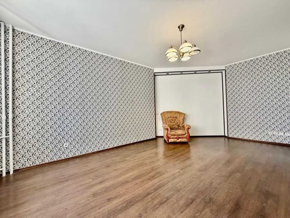 Продаж 3-кімнатної квартири 103 м², Смілянська, 15