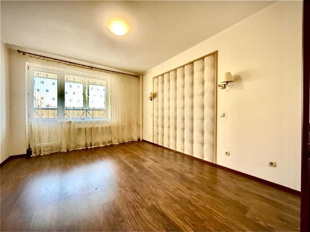 Продаж 3-кімнатної квартири 103 м², Смілянська, 15