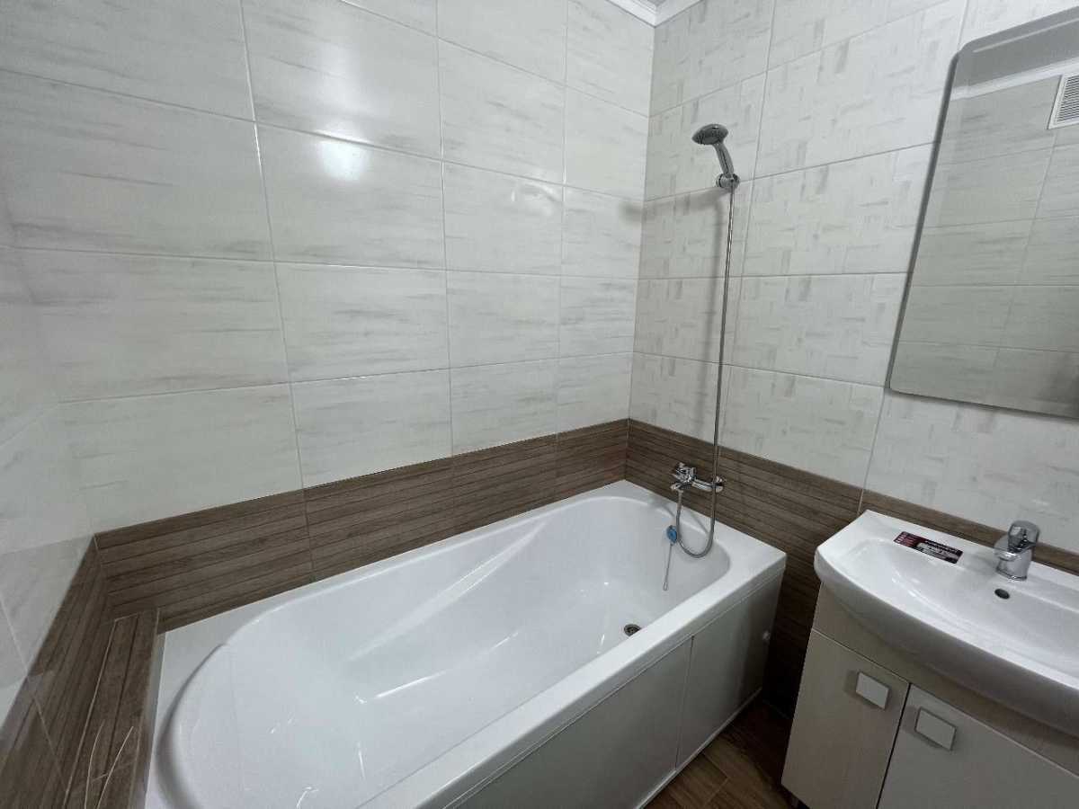 Продажа 2-комнатной квартиры 80 м², Петра Григоренко просп., 33/34