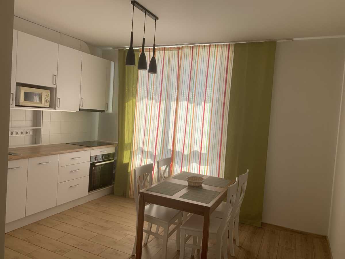 Аренда 1-комнатной квартиры 41 м², Глубочицкая ул.
