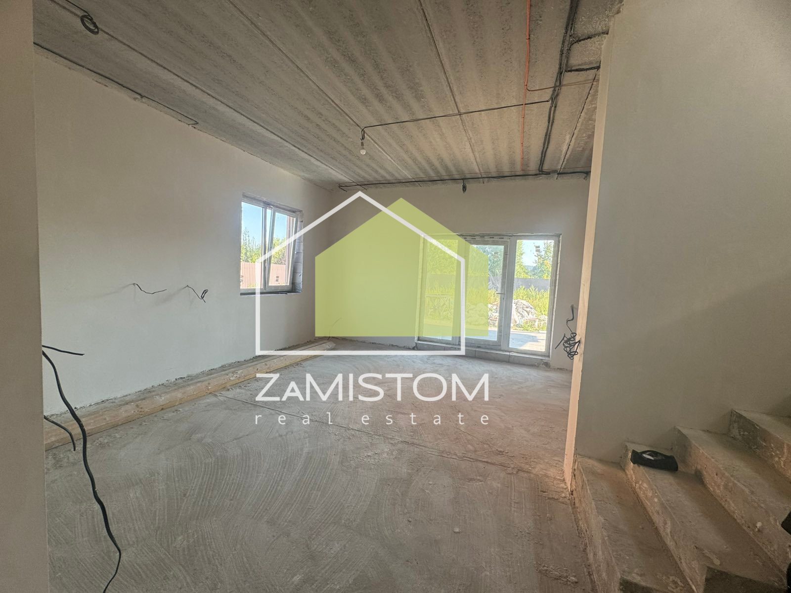 Продаж будинку 141 м²
