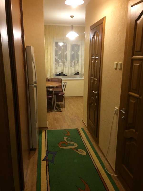 Оренда 3-кімнатної квартири 71 м², Правди просп., 10