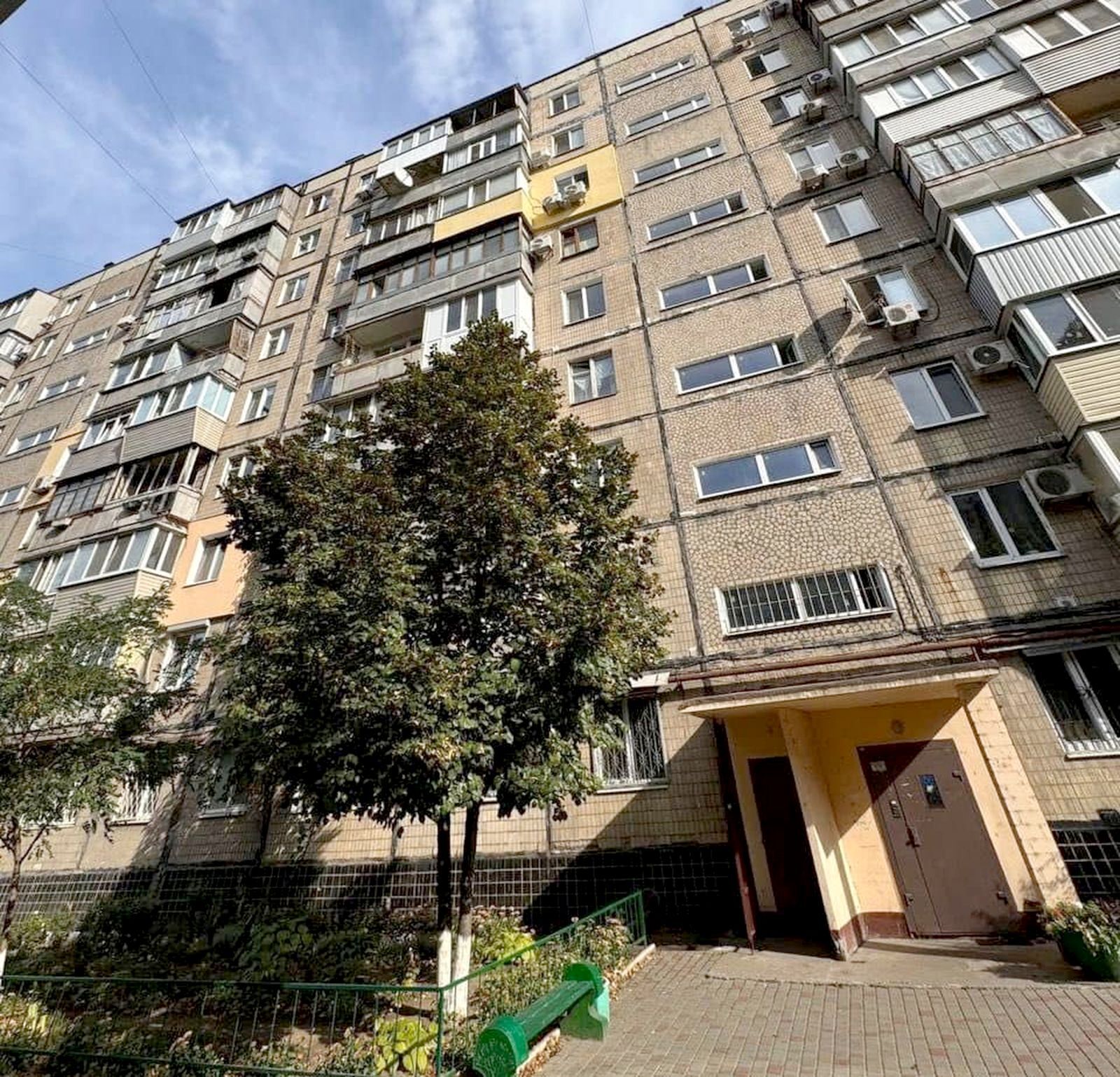 Продажа 2-комнатной квартиры 52 м², Маршала Малиновского ул., 12