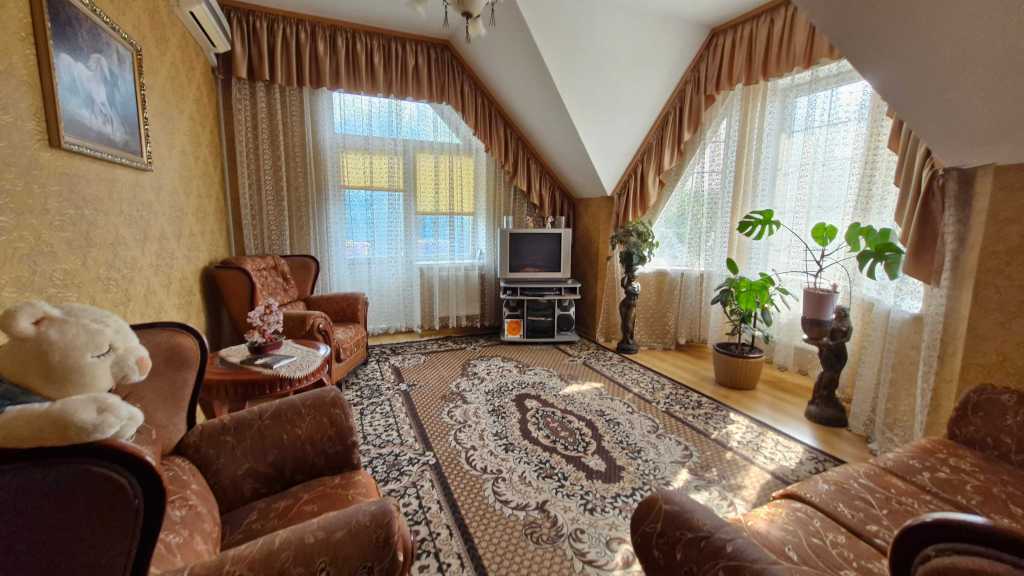 Продаж будинку 220 м², Старо-Житомирська