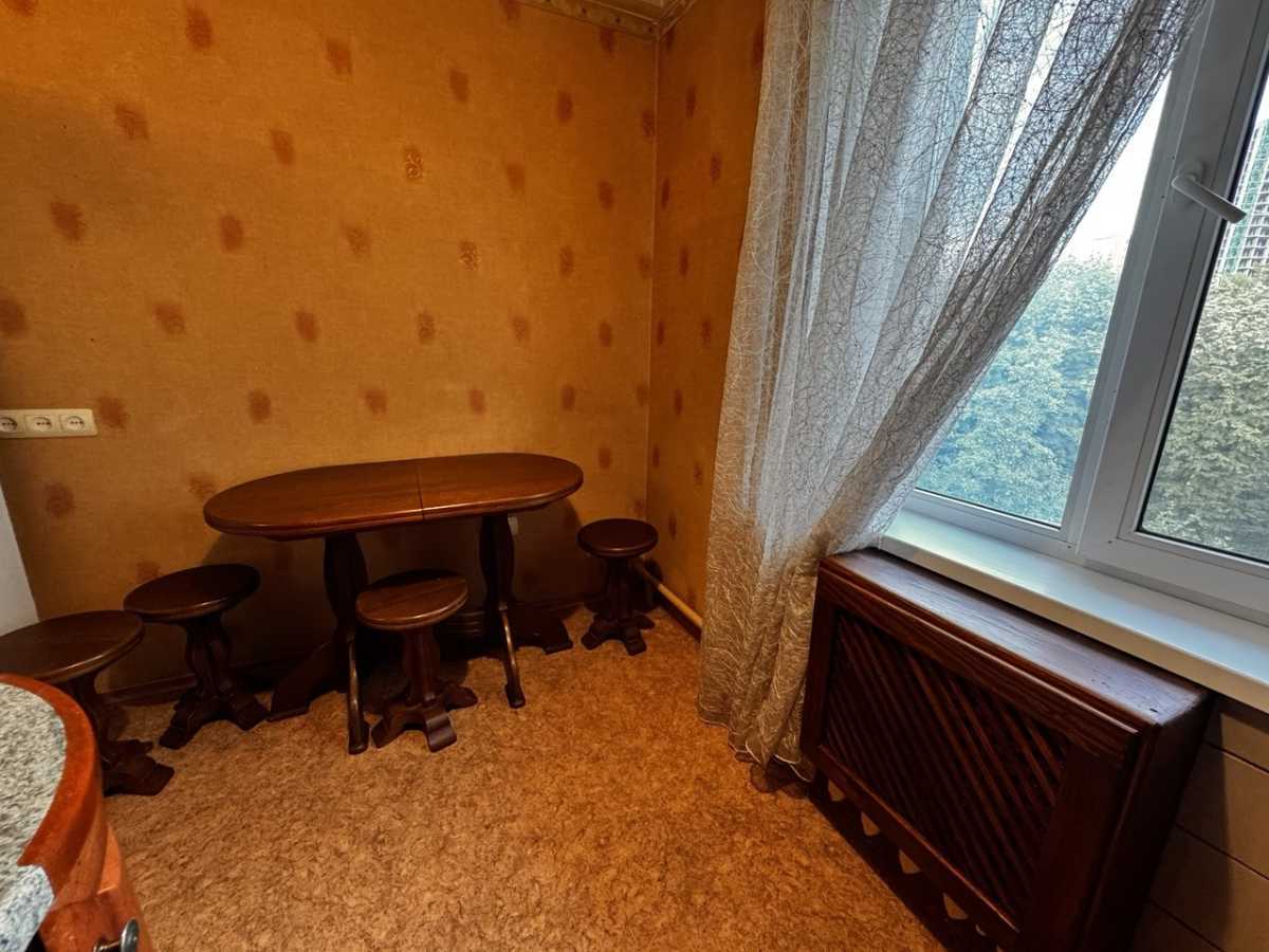 Продаж 2-кімнатної квартири 46 м², Михайла Донця вул., 27А