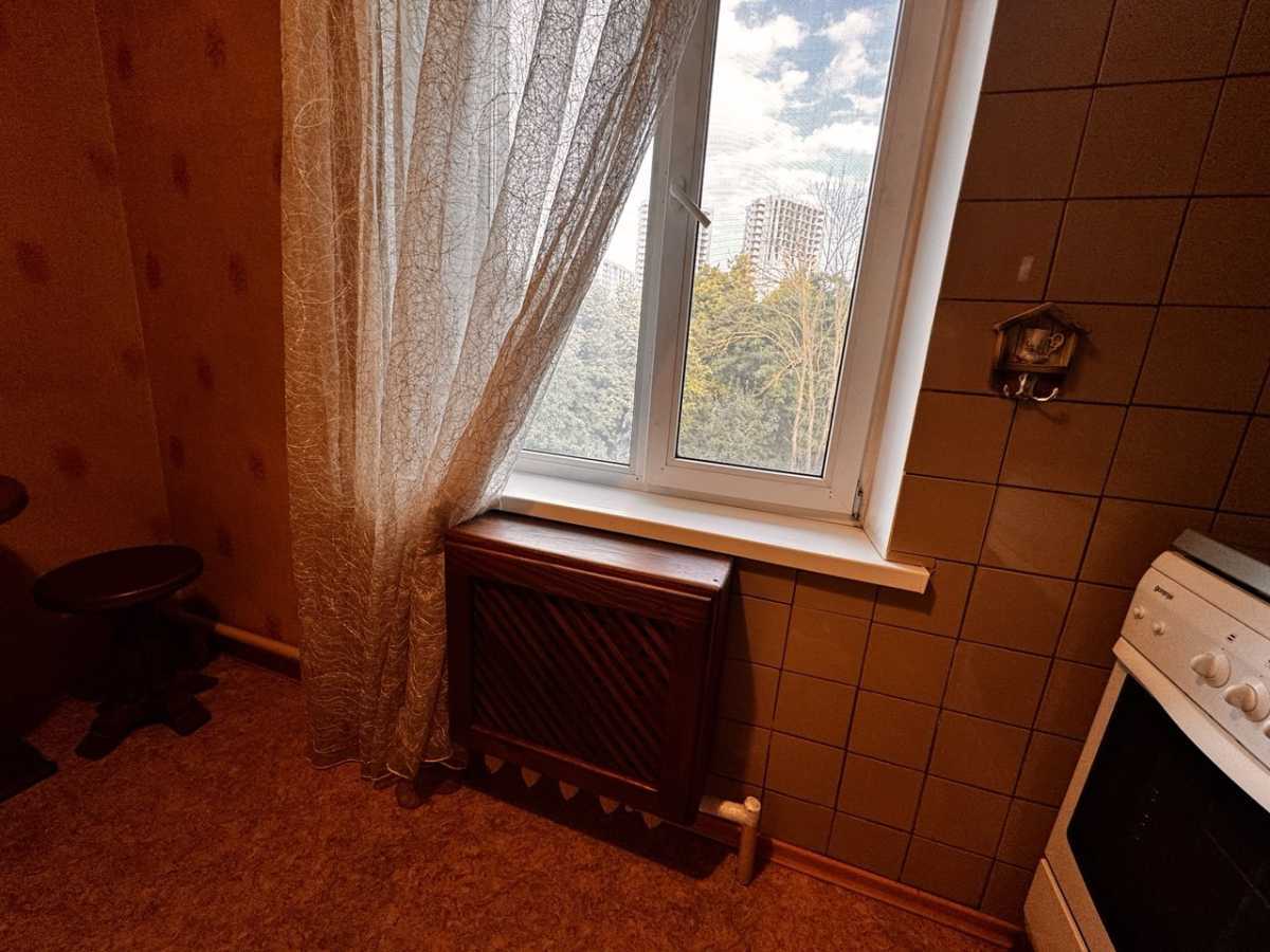 Продаж 2-кімнатної квартири 46 м², Михайла Донця вул., 27А