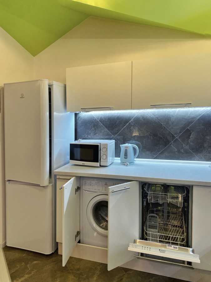 Оренда 1-кімнатної квартири 50 м², Степана Ковніра вул., Рудницкого, 5А