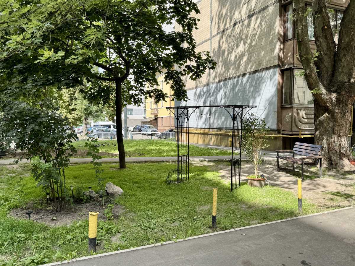 Продаж 2-кімнатної квартири 52 м², Кулібіна вул., 5