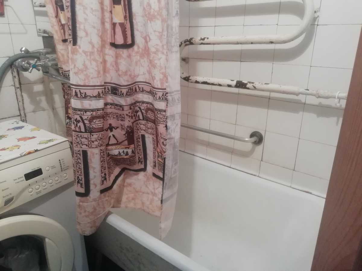 Продажа 2-комнатной квартиры 46.2 м², Русановский бул., 10
