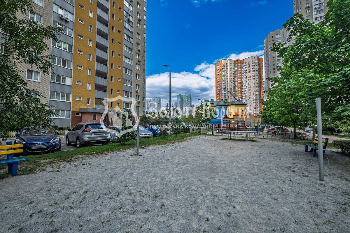 Продажа 1-комнатной квартиры 43 м², Григория Ващенко ул., 1