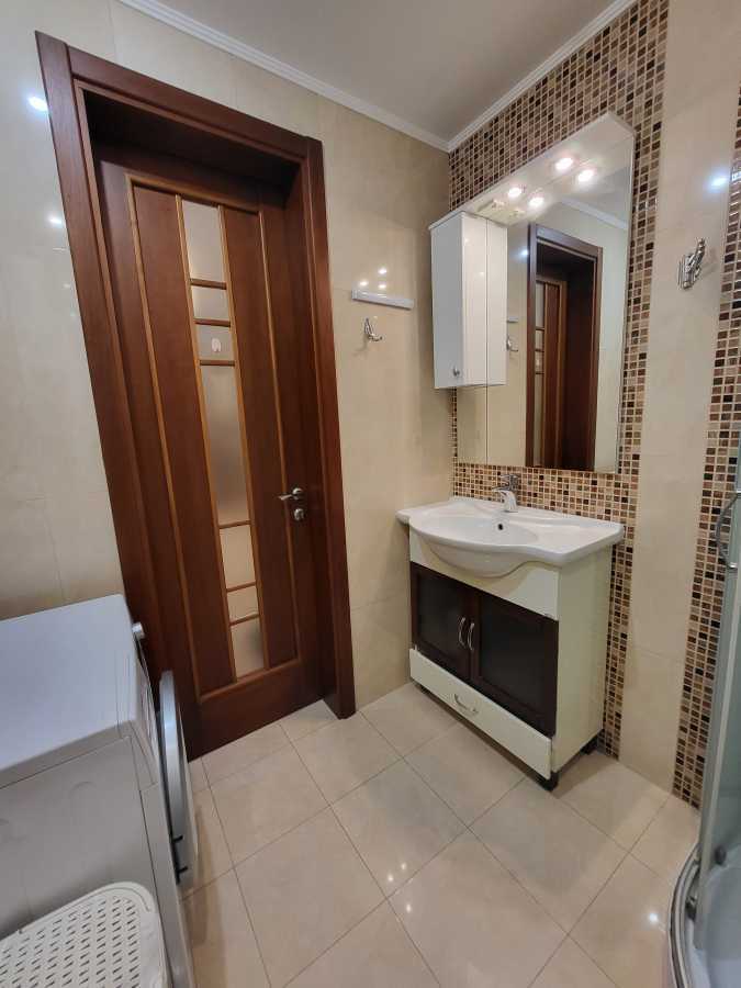Аренда 1-комнатной квартиры 50 м², Раисы Окипной ул., 8