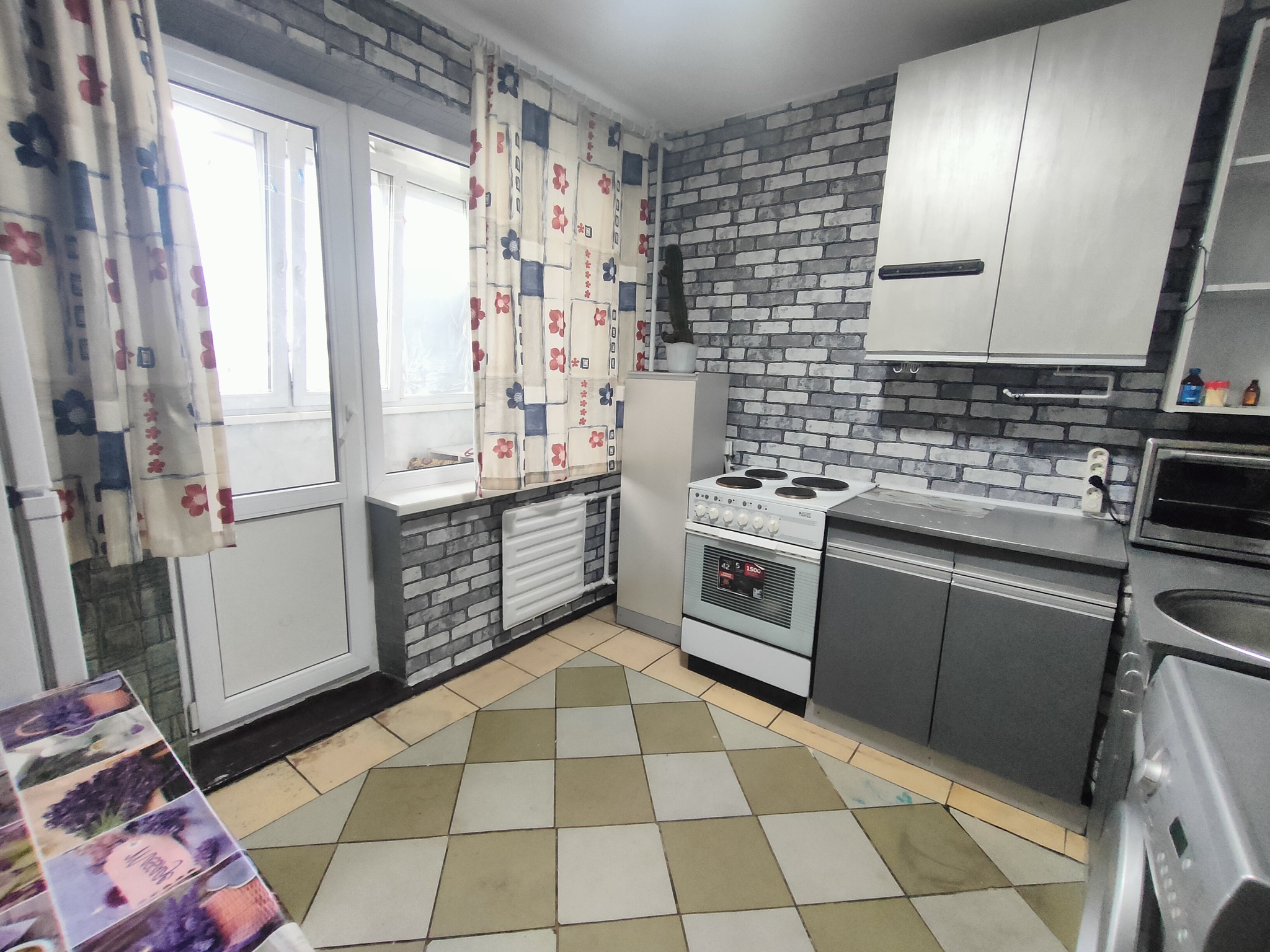 Оренда 1-кімнатної квартири 36 м², Пантелеймона Куліша вул., 11