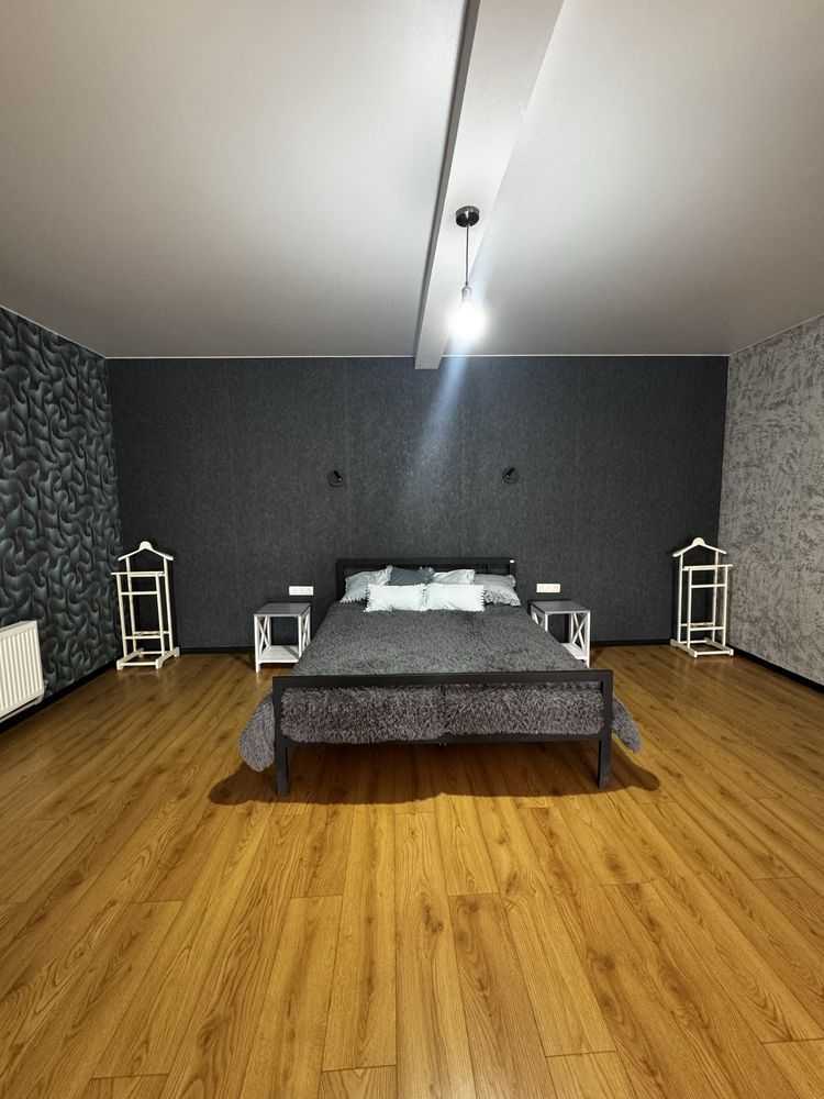 Продаж будинку 225 м², Київська вул.