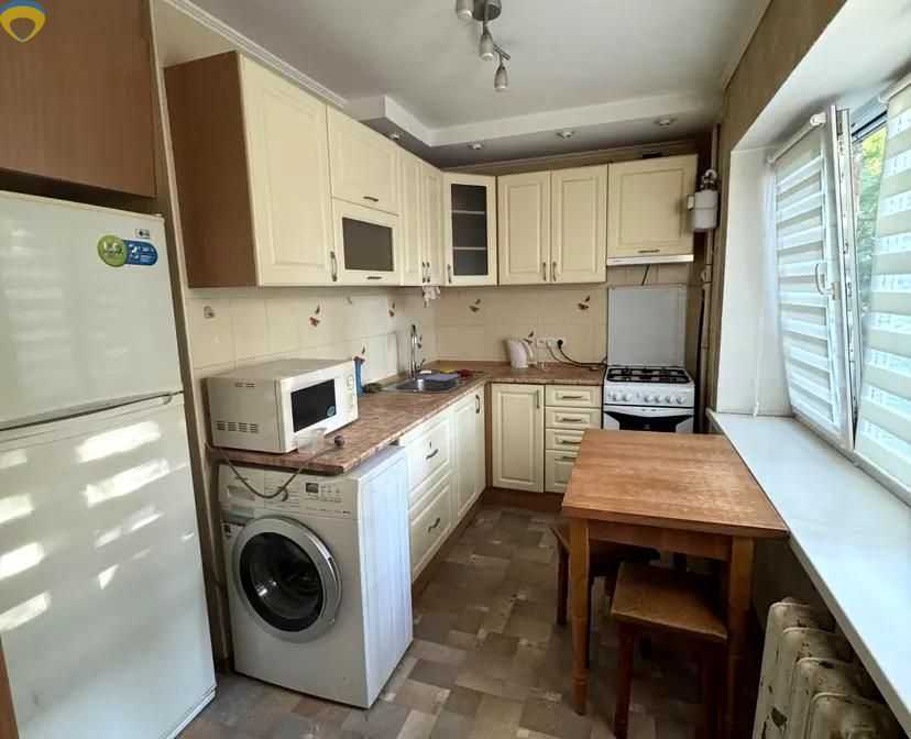 Оренда 2-кімнатної квартири 46 м², Желябова, 10
