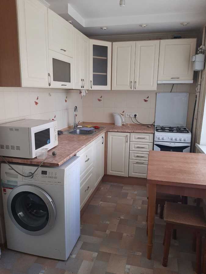 Оренда 2-кімнатної квартири 46 м², Желябова, 10