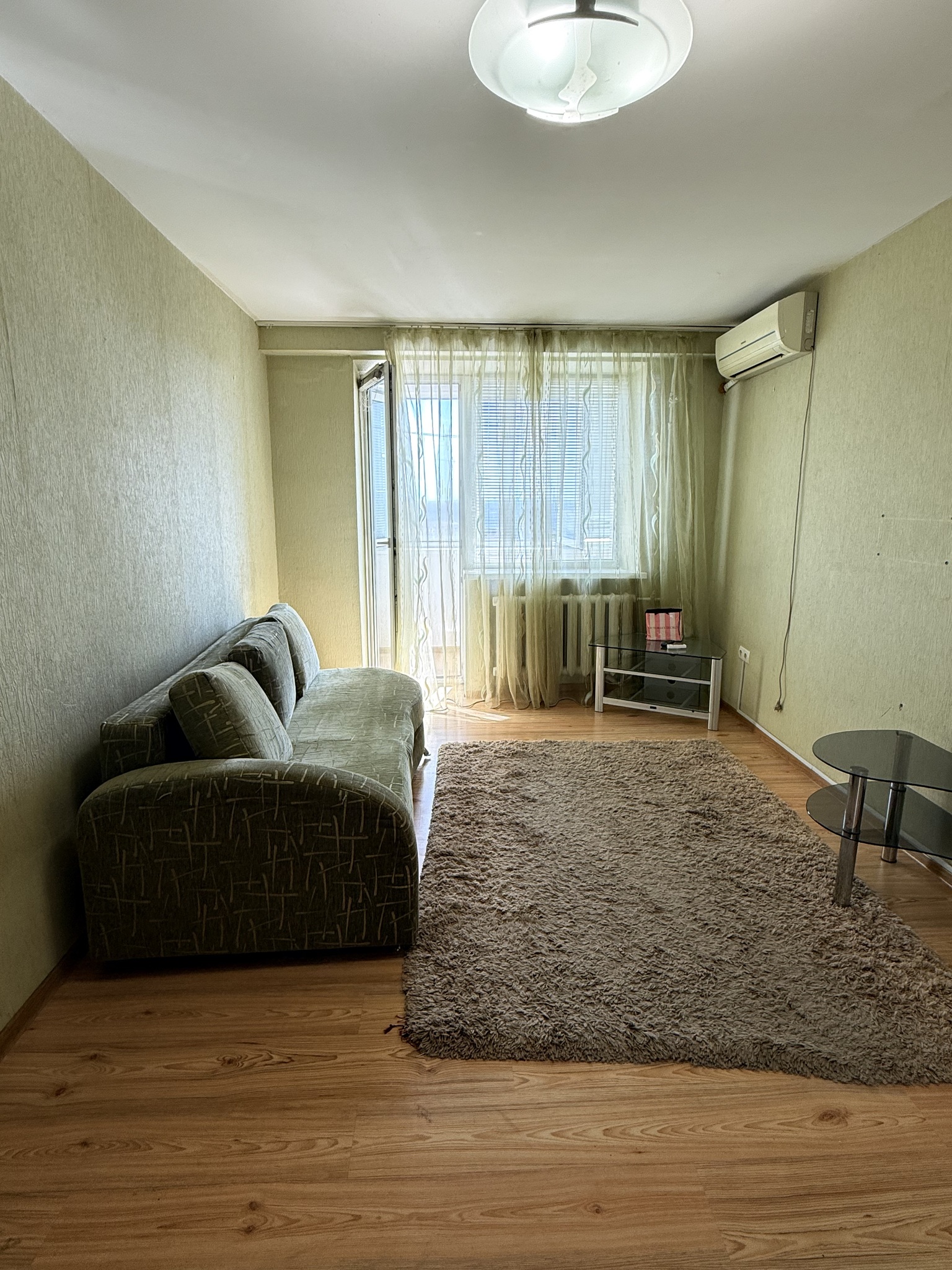 Оренда 1-кімнатної квартири 35 м², Перемоги вул., 38А