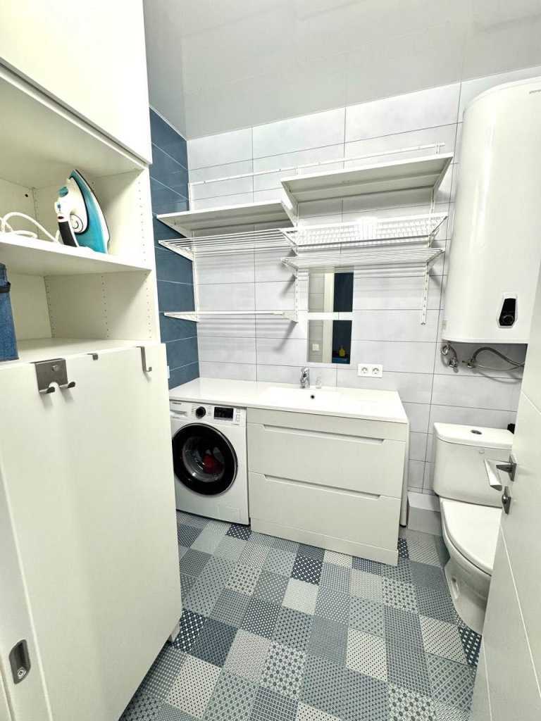 Оренда 3-кімнатної квартири 80 м², Родини Кістяківських, 2а