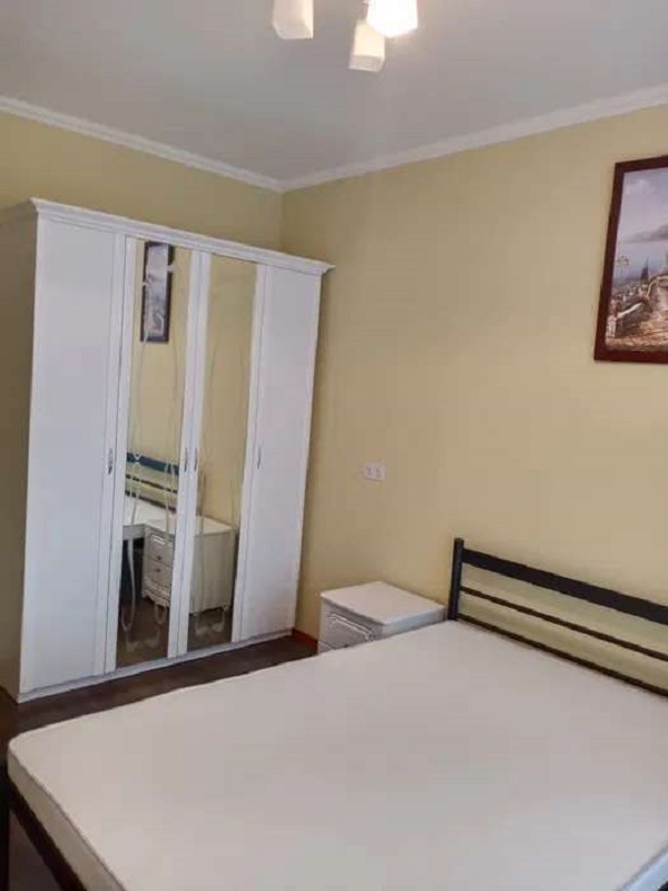 Продажа 1-комнатной квартиры 40 м², Каховская ул., 56