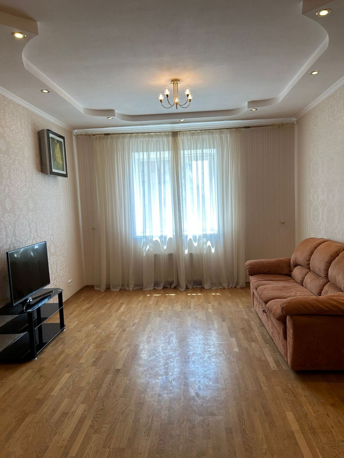Аренда 2-комнатной квартиры 80 м², Вячеслава Черновола ул., 25