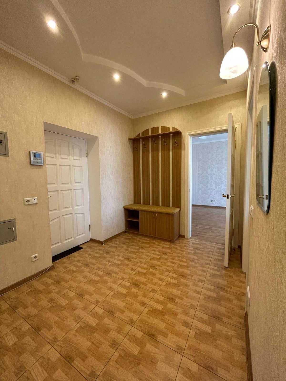 Аренда 2-комнатной квартиры 80 м², Вячеслава Черновола ул., 25