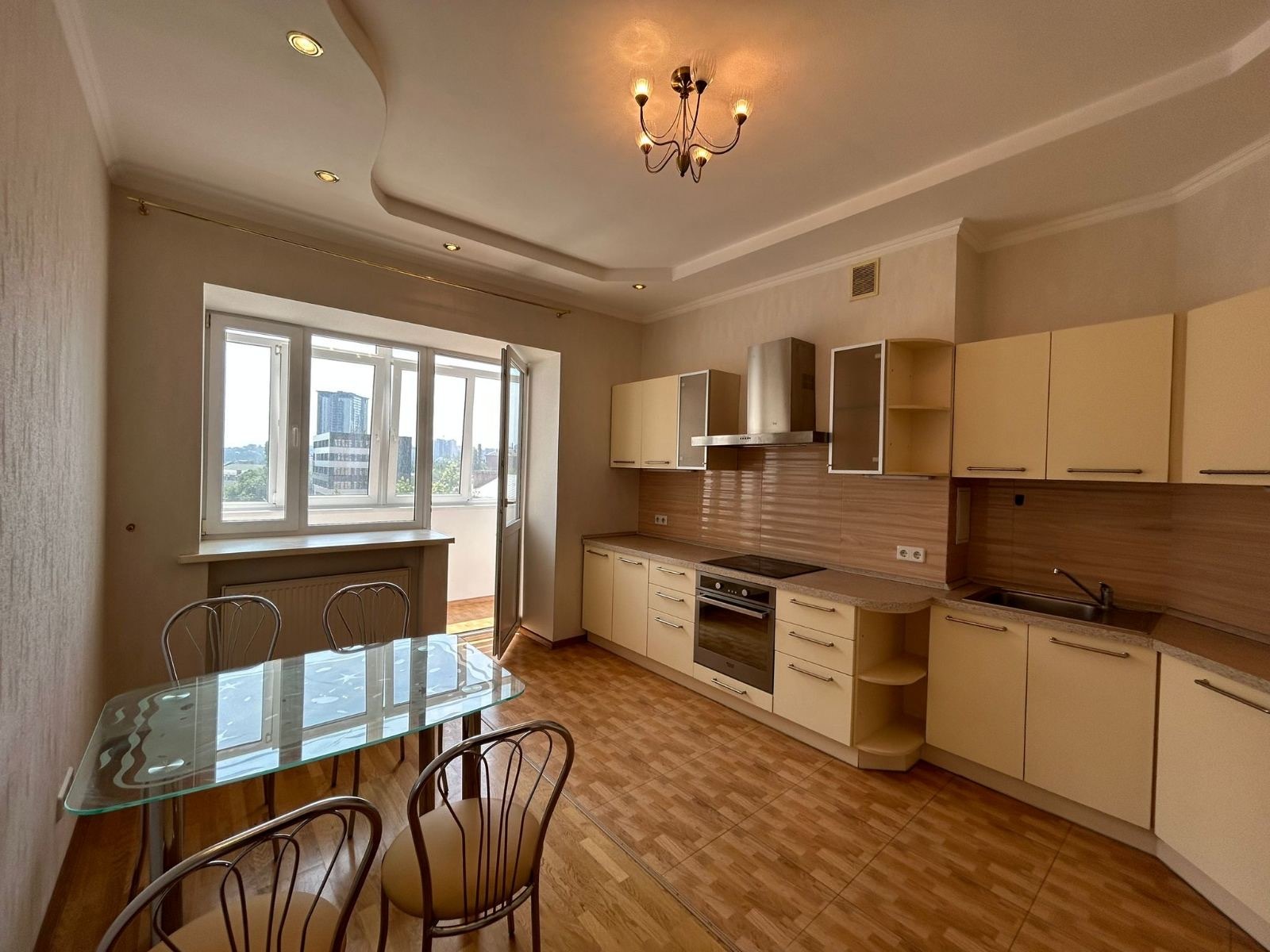 Аренда 2-комнатной квартиры 80 м², Вячеслава Черновола ул., 25