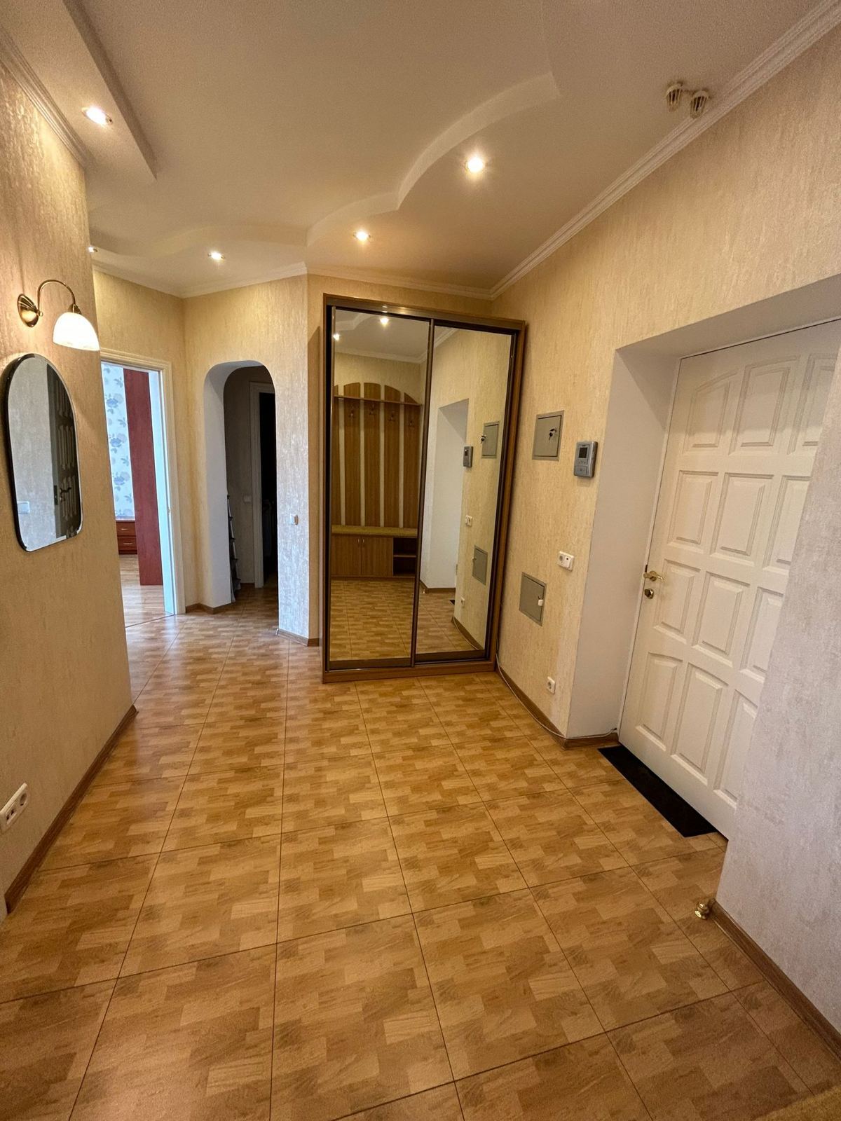 Аренда 2-комнатной квартиры 80 м², Вячеслава Черновола ул., 25