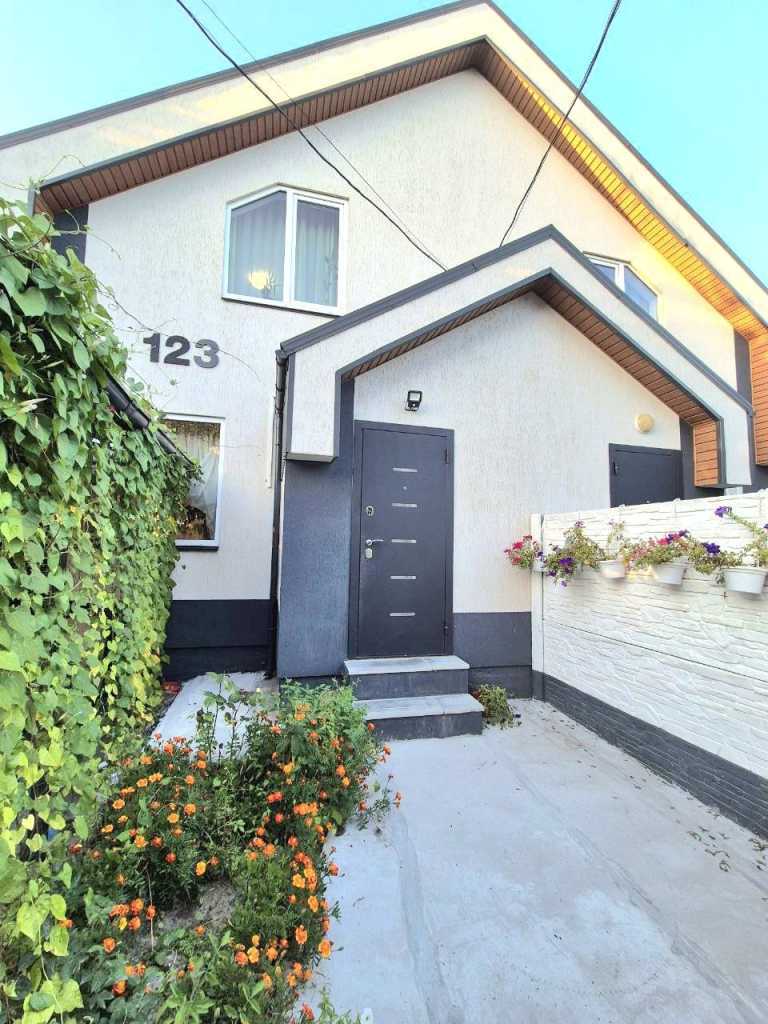 Продаж будинку 71 м², Франко вул., 123