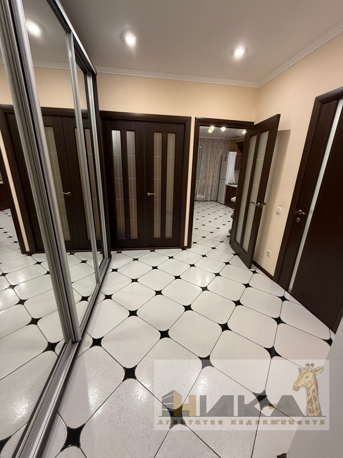 Продажа 1-комнатной квартиры 56 м², Товарищеская ул.
