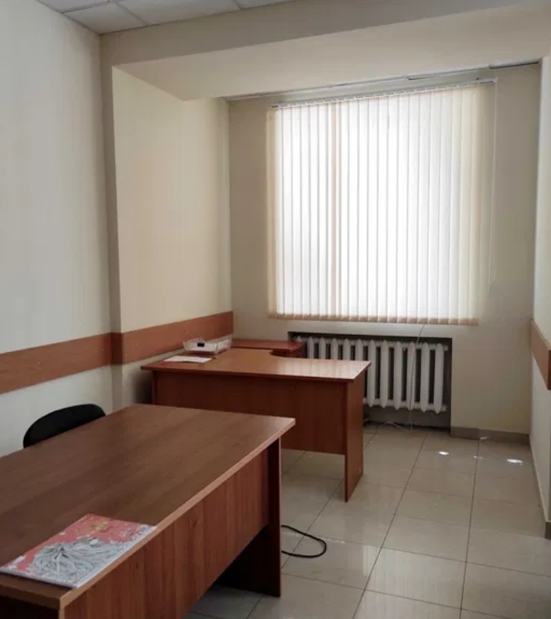 Оренда приміщення вільного призначення 330 м², Базарна вул.